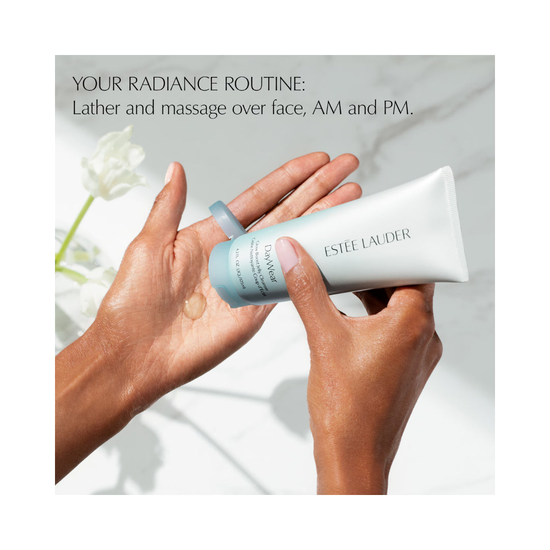 Daywear Glow Boost Jelly Cleanser