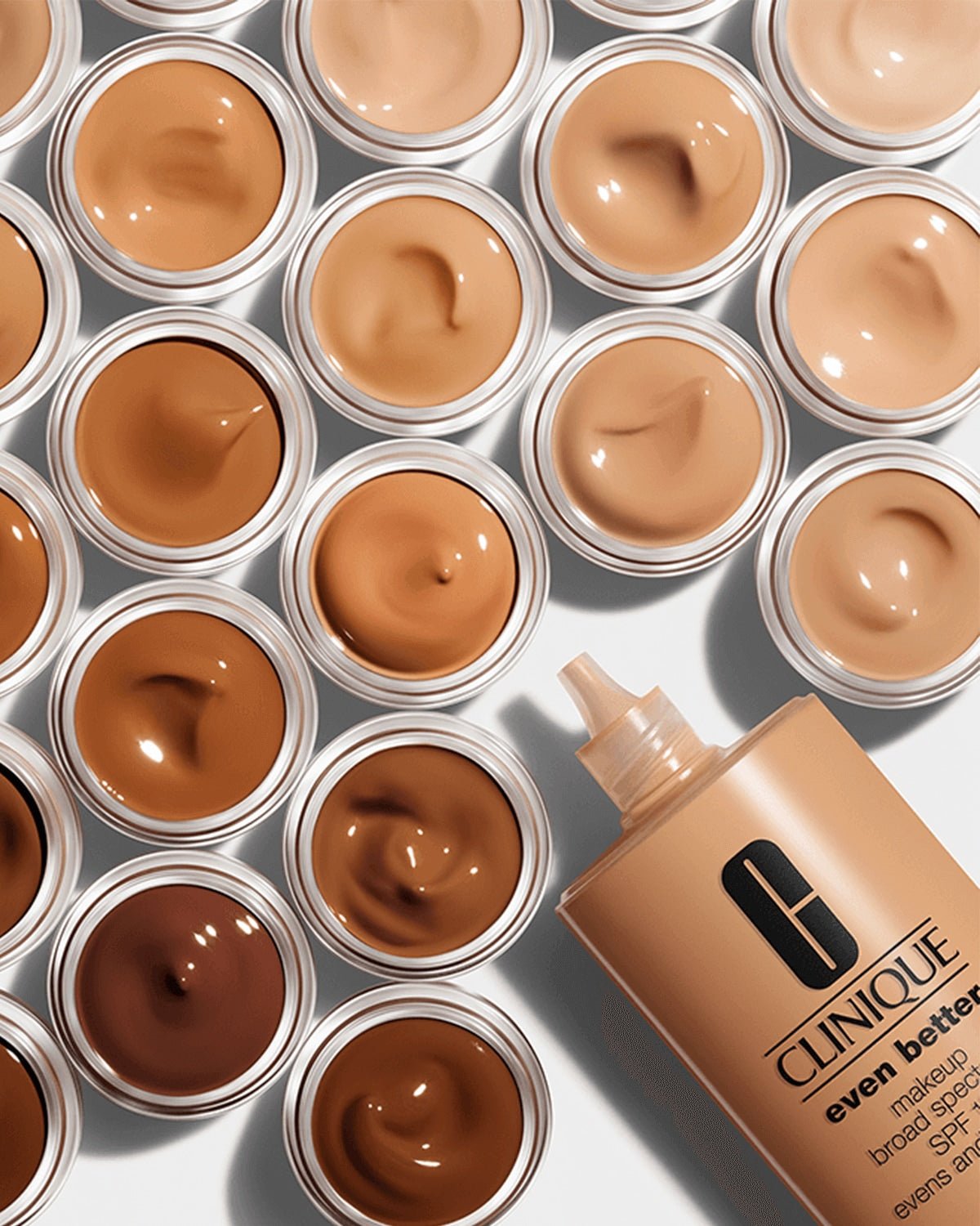 Clinique - Even Better Makeup SPF 15 - 0.5 Shell - The Beauty Shop - 020714976972